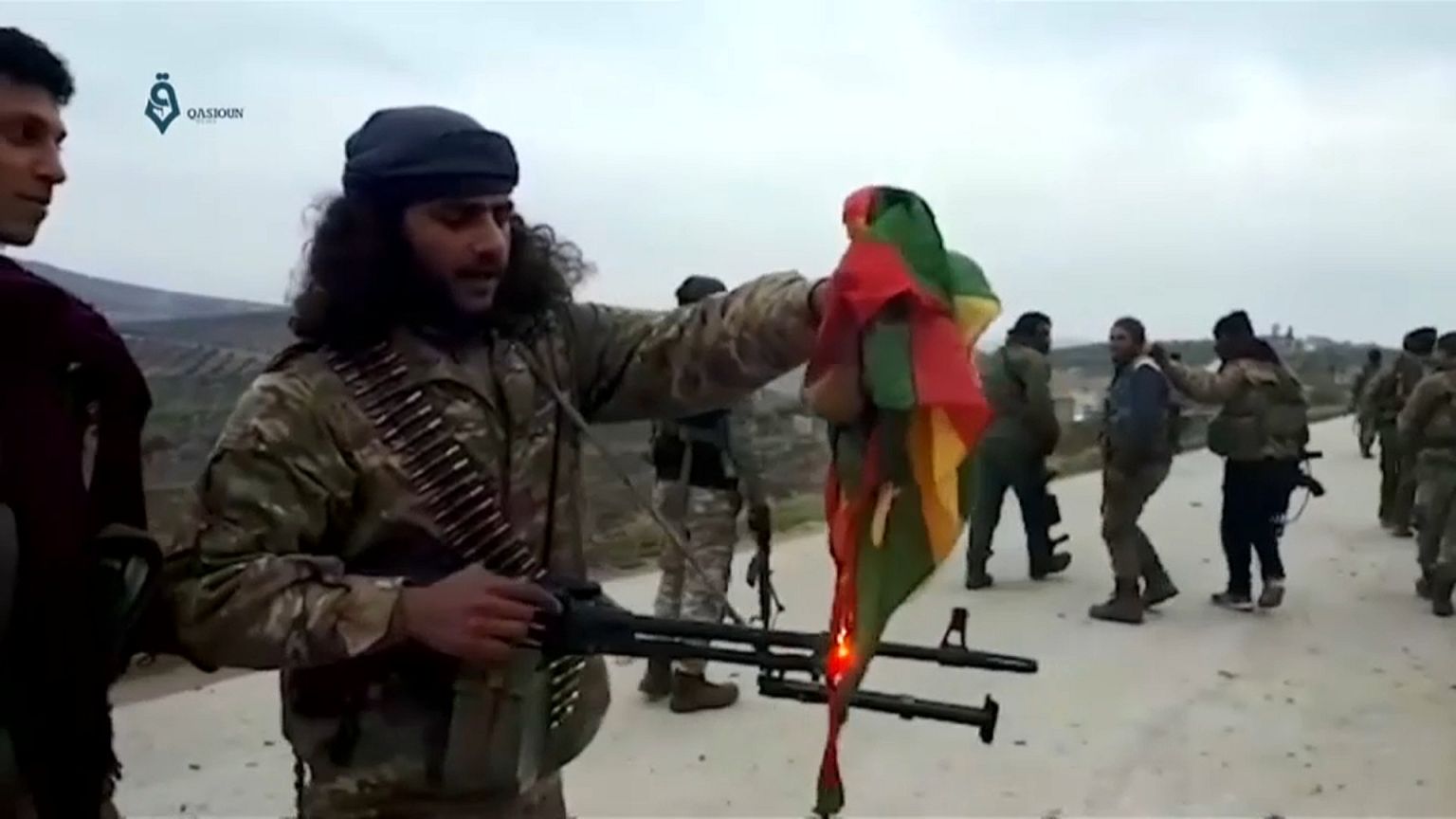 Intense fighting erupts on Turkish Syria border