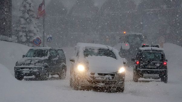 Nevões e elevado risco de avalanche no centro da Europa Nevões e elevado risco de avalanche no centro da Europa