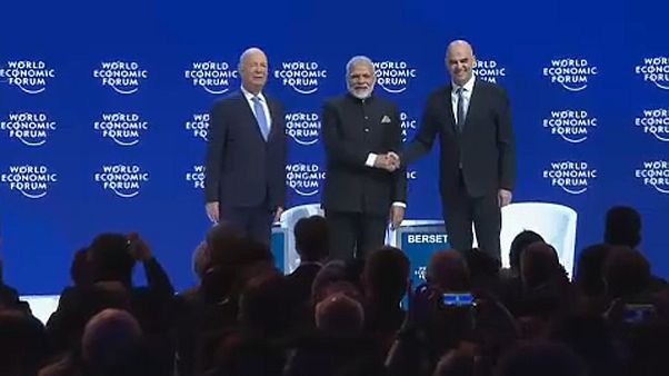 A világ vezetői Davos-ban egyezkednek A világ vezetői Davos-ban egyezkednek