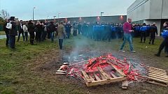 French prison strike widens