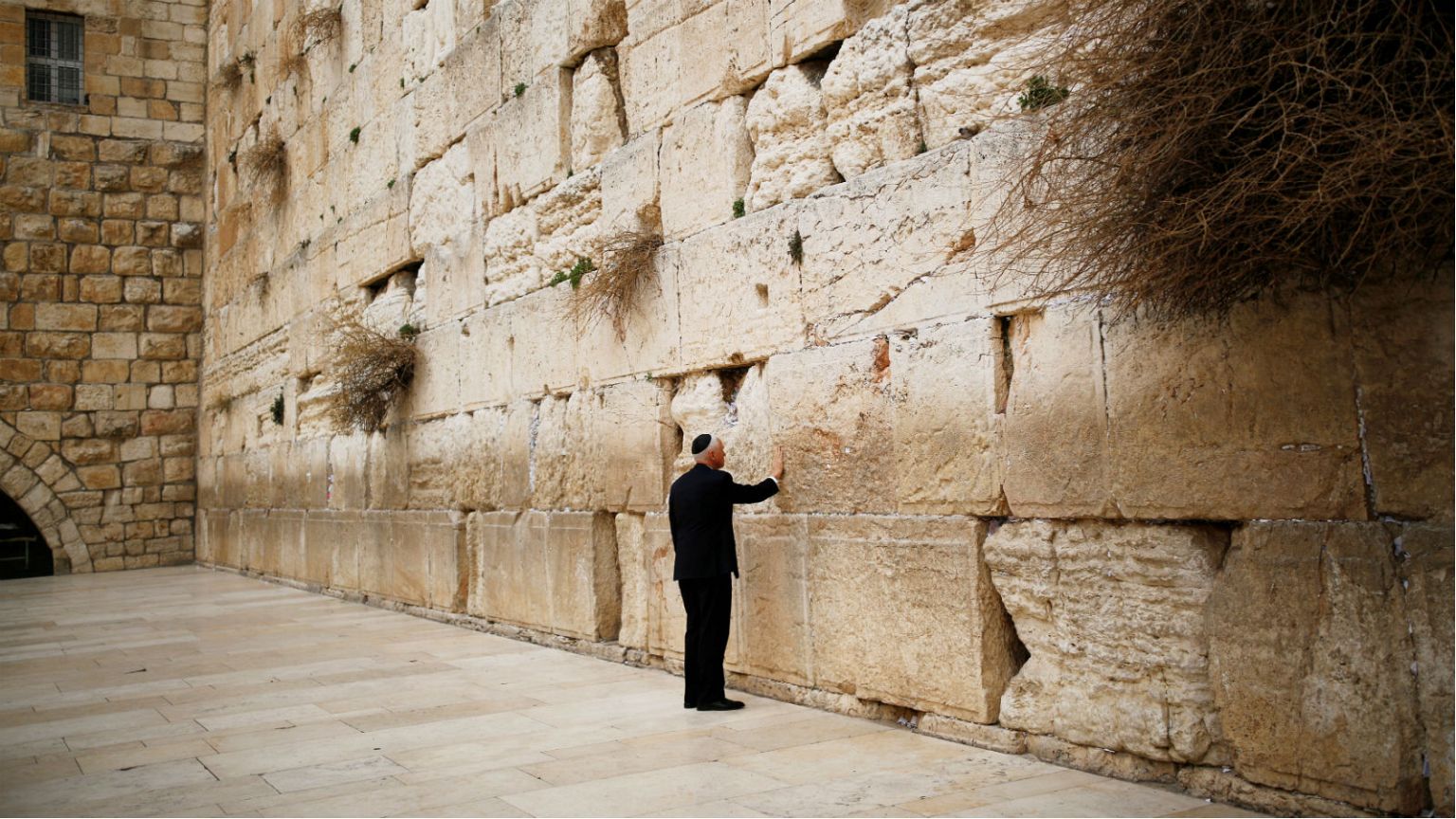 Female journalists allege gender segregation during Pence Western Wall visit