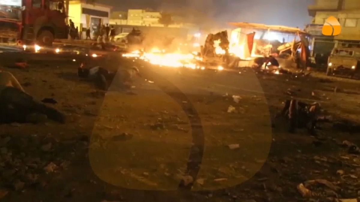 Mais de 30 mortos em dupla explosão em Bengasi