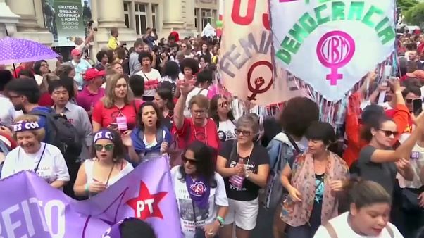 Masivo apoyo a Lula antes de que la Justicia decida su futuro Masivo apoyo a Lula antes de que la Justicia decida su futuro