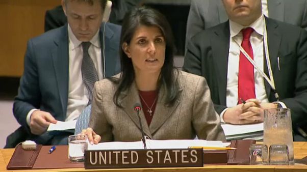 Nikki Haley warf im UN-Sicherheitsrat Moskau vor, ablenken zu wollen. Nikki Haley warf im UN-Sicherheitsrat Moskau vor, ablenken zu wollen.