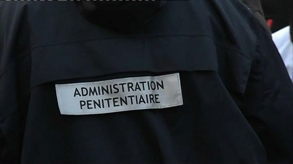 Prisons : les syndicats quittent les négociations, et pour cause... Prisons : les syndicats quittent les négociations, et pour cause...
