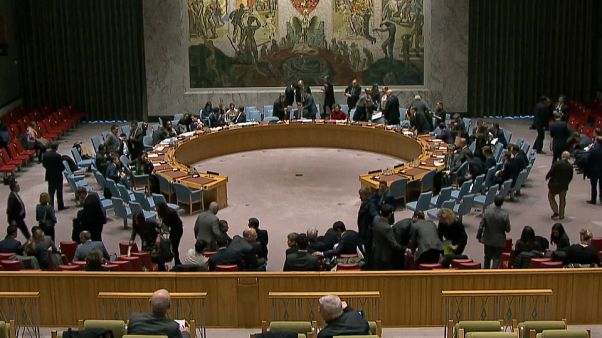 Armi chimiche in Siria, scontro sulle indagini Armi chimiche in Siria, scontro sulle indagini