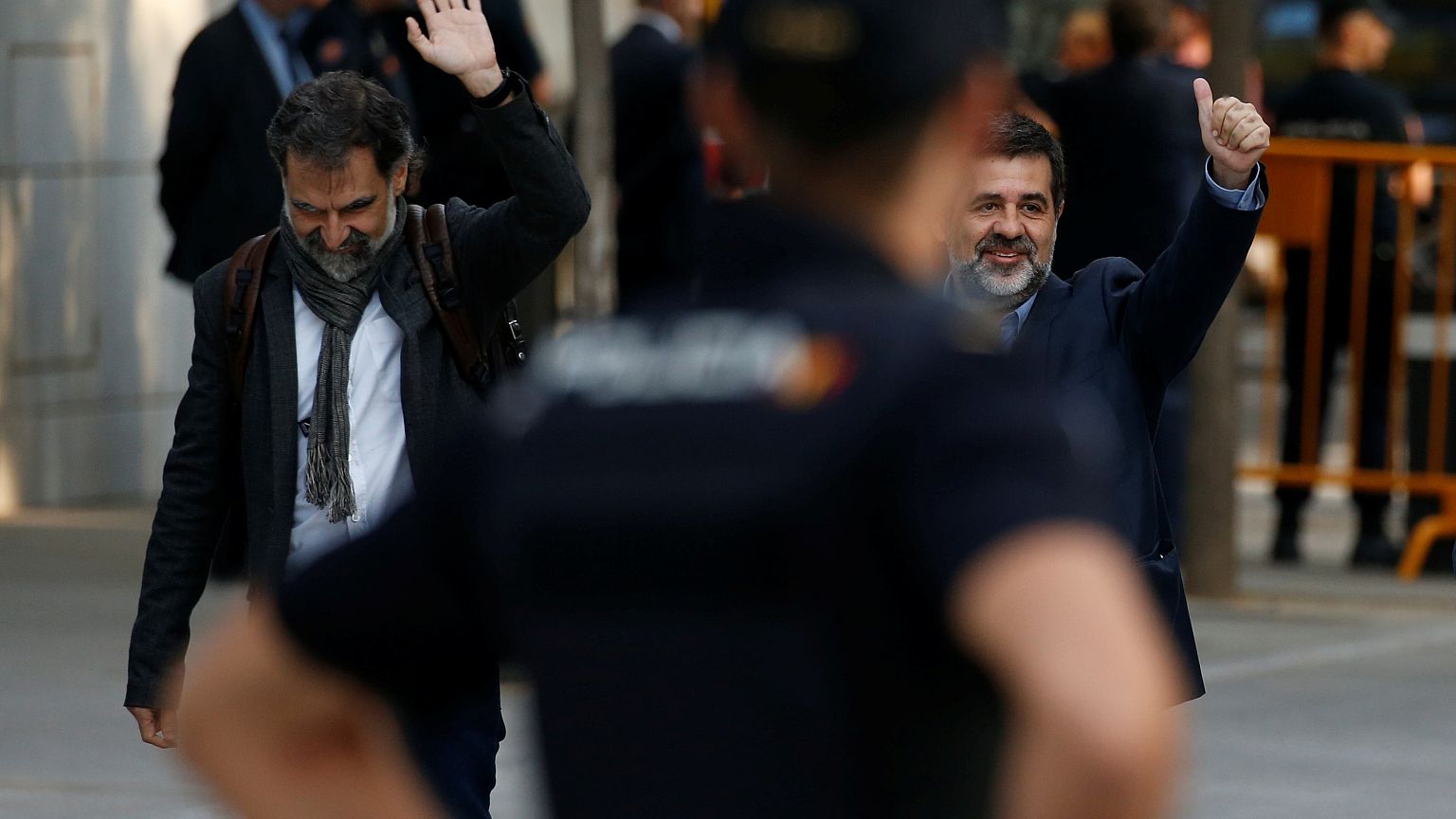 La Guardia Civil registra las sedes de ANC y Òmnium Cultural