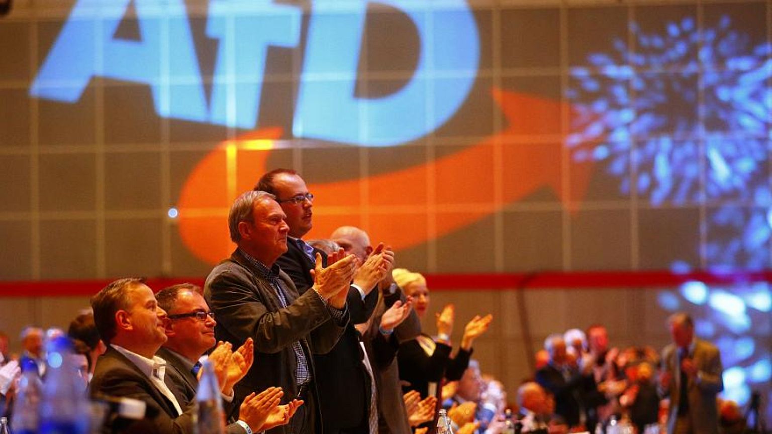 Germania, politico di estrema destra dell'AfD si converte all'Islam