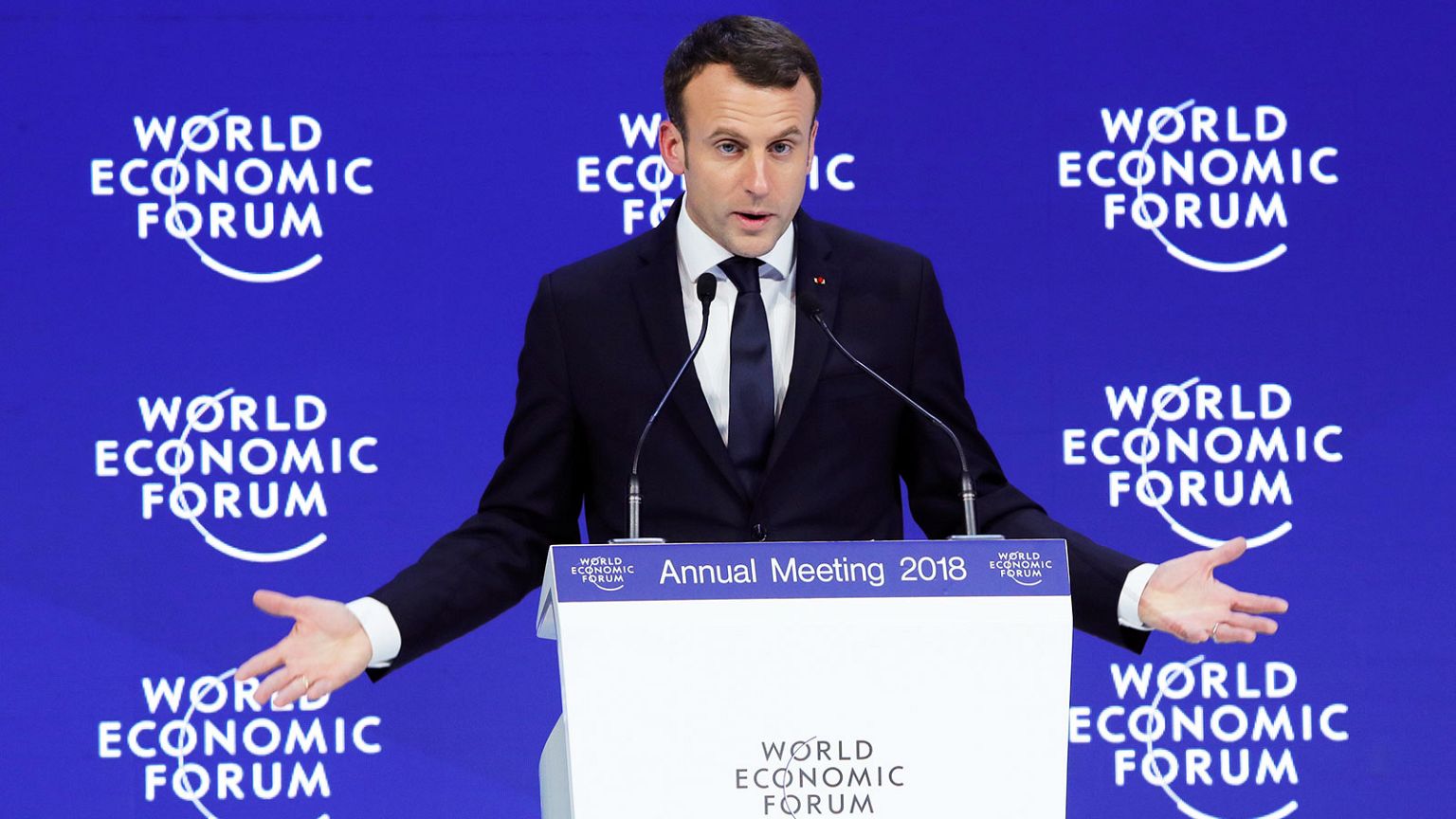 A Davos, Emmanuel Macron veut croire à la mondialisation vertueuse