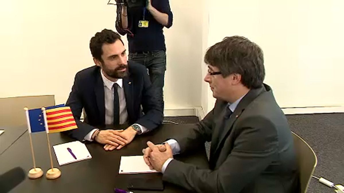 Carles Puigdemont and Roger Torrent meeting in Brussels. 