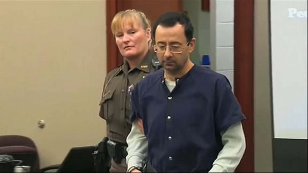 Larry Nassar pasará el resto de su vida en prisión por abusos sexuales a menores Larry Nassar pasará el resto de su vida en prisión por abusos sexuales a menores