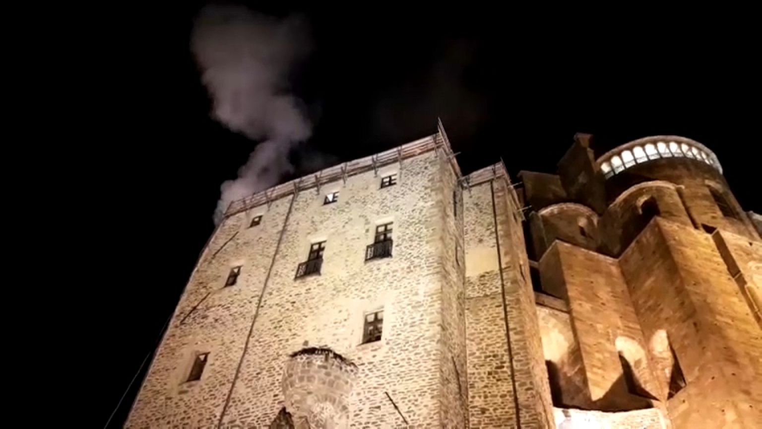 'Gülün Adı' romanının ilham kaynağı manastırda yangın çıktı