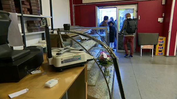 Schutzgelderpressung: Spenden für zerstörte Bäckerei in Kopenhagen Schutzgelderpressung: Spenden für zerstörte Bäckerei in Kopenhagen