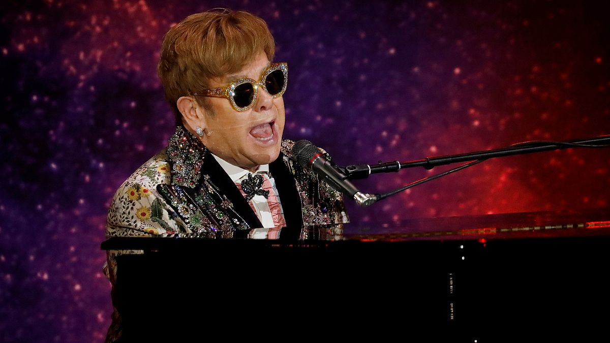 Il "finto" addìo di Elton John