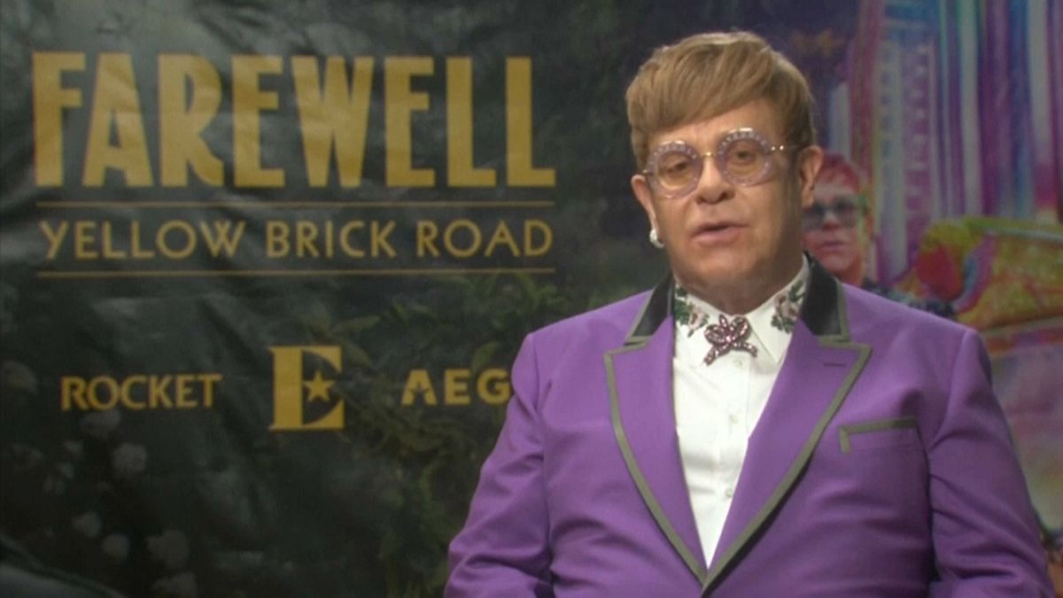 Sir Elton John to quit live touring