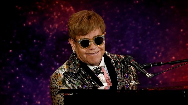 Elton John son turnesine çıkıyor Elton John son turnesine çıkıyor