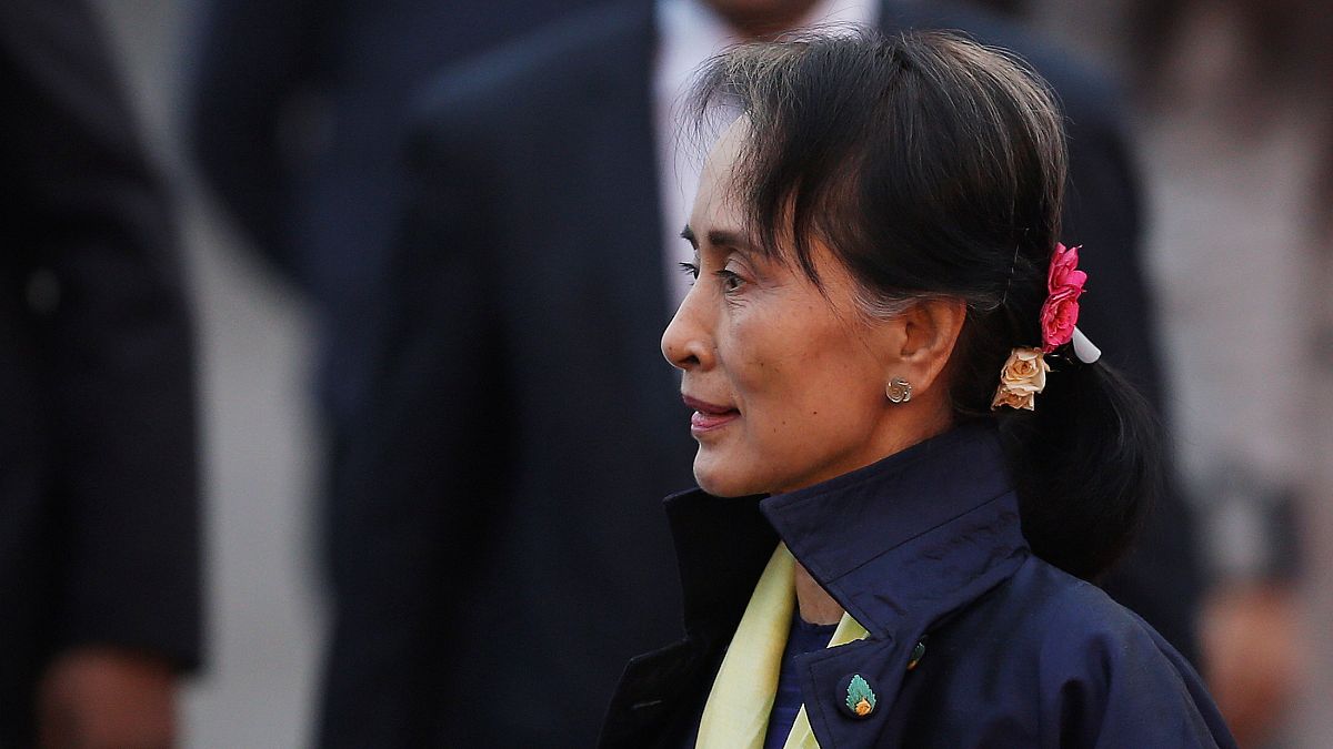 La comunità internazionale accusa Aung San Suu Kyi