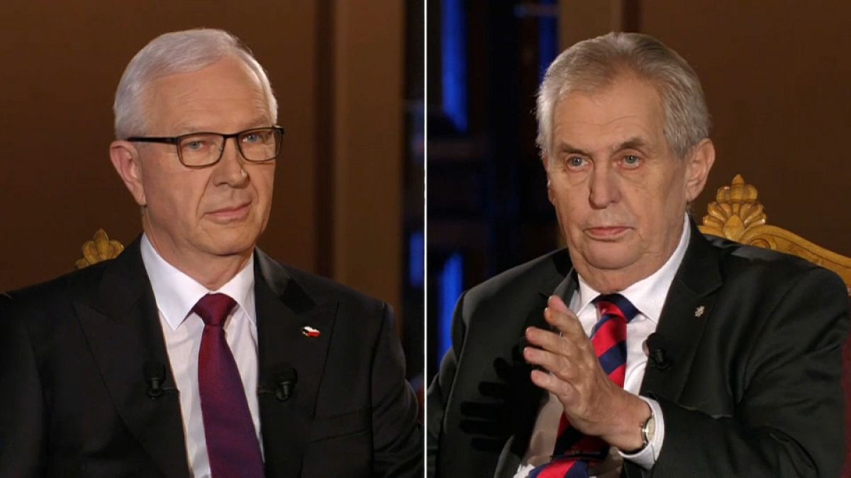 República Checa elige entre un presidente euroescéptico o dar un giro europeísta