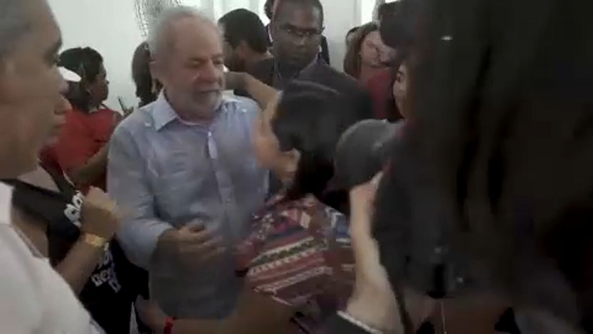 A börtönre ítélt Lula lesz a brazil baloldal elnökjelöltje
