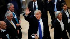Trump ‘ready to apologise’ for UK far-right group retweet