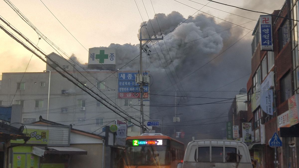 Corea del Sud, rogo in ospedale: 41 morti, decine di feriti
