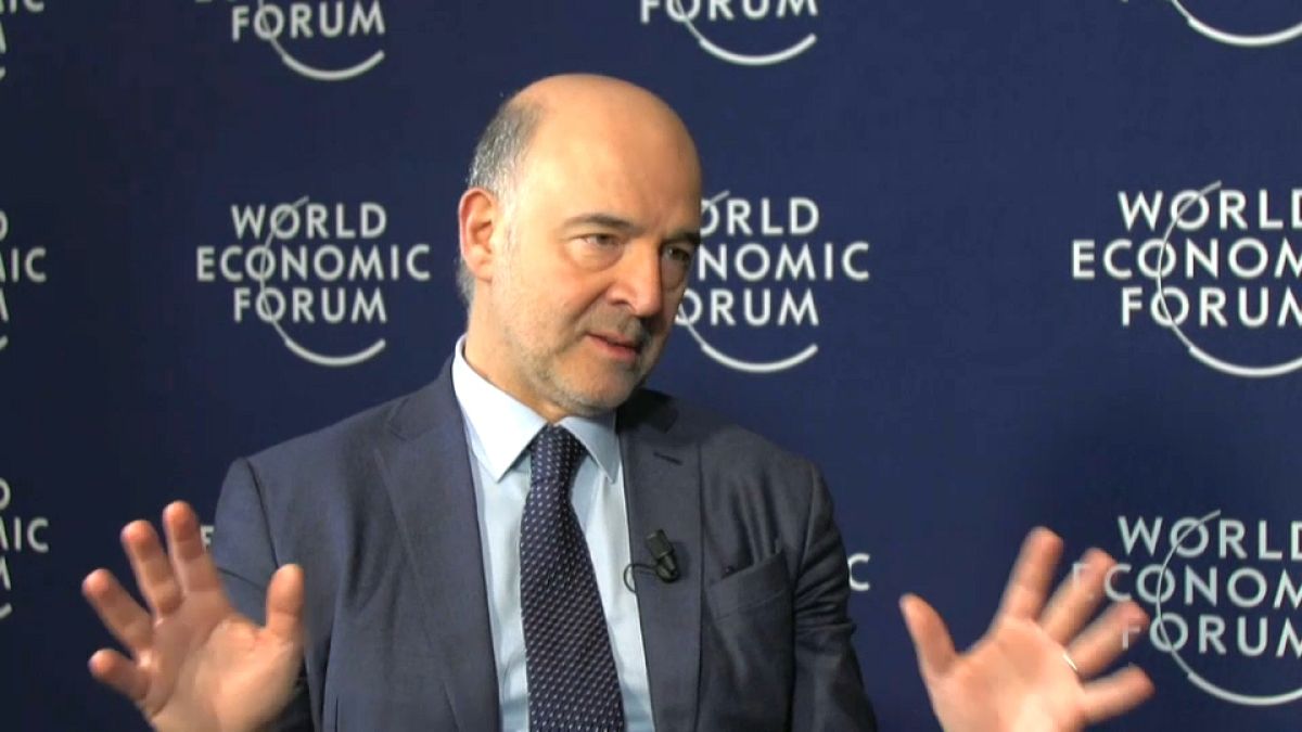 Davos, Moscovici: "Noi diversi da Trump"