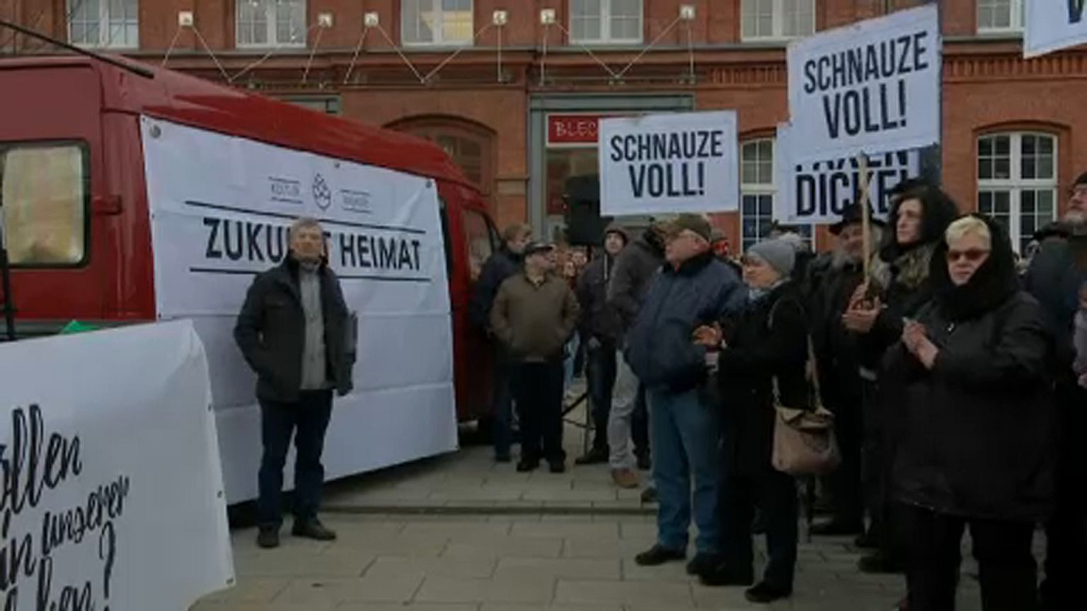 Vita a menekültek társadalmi beilleszkedéséről