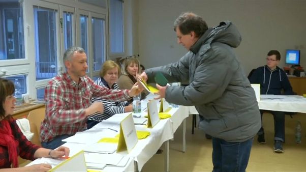 Czech Republic votes in run-off presidential election Czech Republic votes in run-off presidential election
