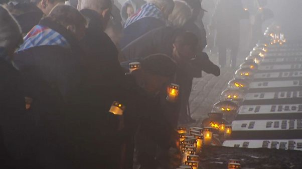 El Día Internacional de las Víctimas del Holocausto empañado por una polémica ley El Día Internacional de las Víctimas del Holocausto empañado por una polémica ley