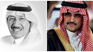 الأمير الوليد بن طلال (يمين) والإعلامي إدريس الدريس