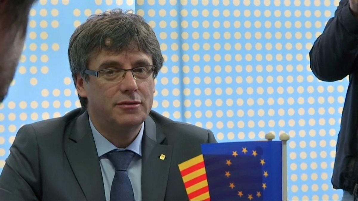 Corte Costituzionale spagnola: "Puigdemont torni in Spagna se vuole essere eletto"