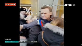 Navalny released after arrest in Moscow rally