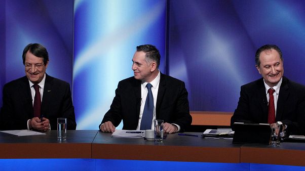 Σαφές προβάδισμα Αναστασιάδη στις προεδρικές εκλογές της Κύπρου Σαφές προβάδισμα Αναστασιάδη στις προεδρικές εκλογές της Κύπρου