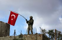Erdoğan promete "livrar fronteira síria dos terroristas"