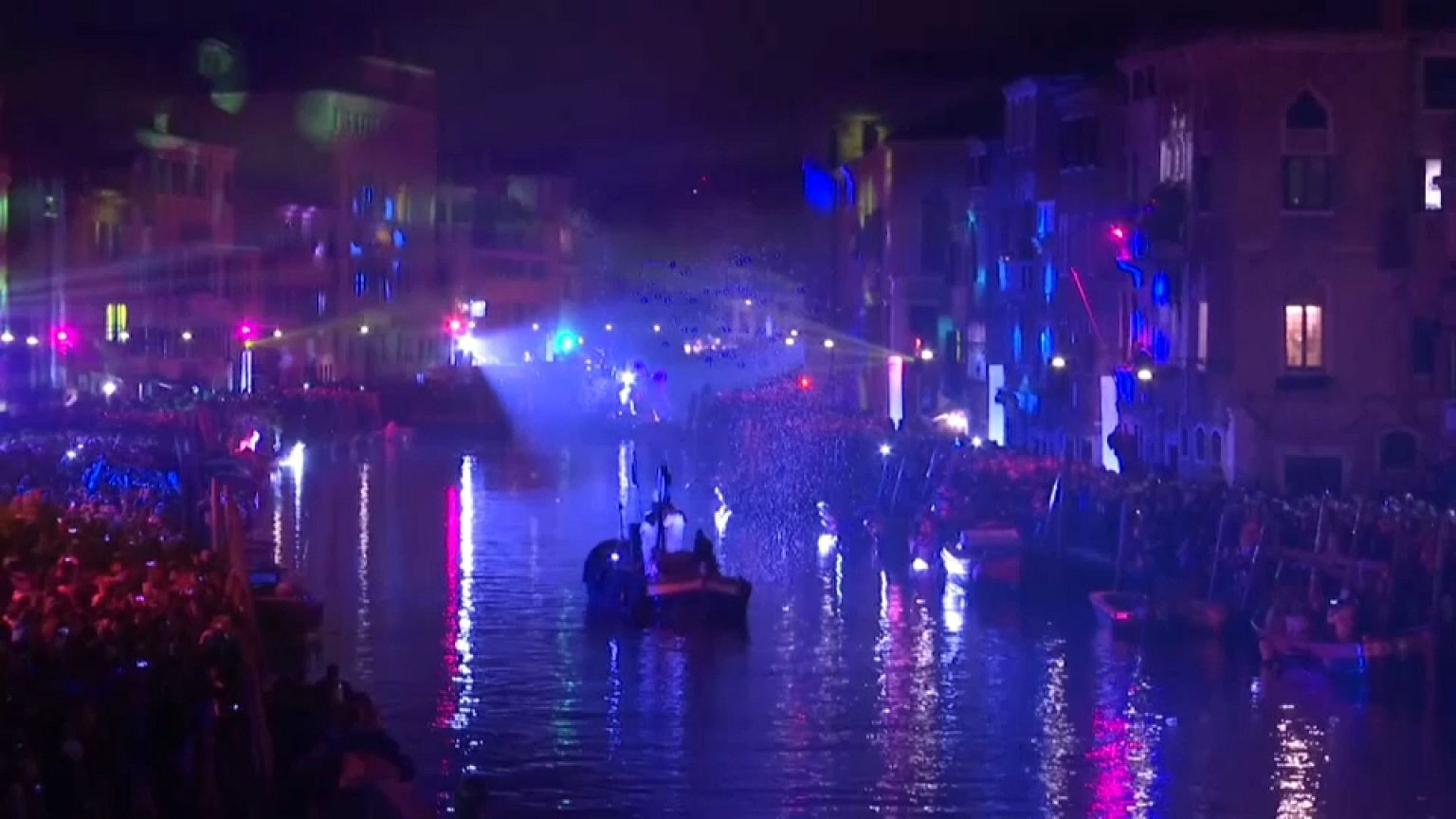 Espectacular comienzo del Carnaval de Venecia