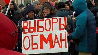 Bei minus 10 Grad: Nawalny-Unterstützer fordern Wahlboykott