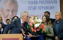 Tschechien: Zemans knappe Wiederwahl zeigt gespaltene Gesellschaft