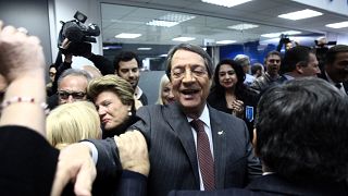 Chypre : présidentielle au coude-à-coude