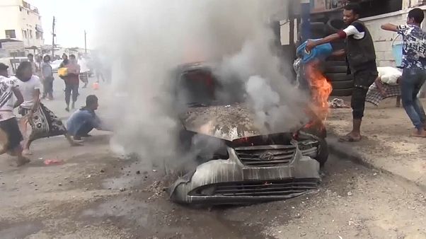 Yemen: nuovi scontri, almeno 15 morti e 30 feriti. E il Paese è allo stremo Yemen: nuovi scontri, almeno 15 morti e 30 feriti. E il Paese è allo stremo