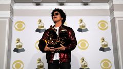 Bruno Mars re dei Grammy 2018