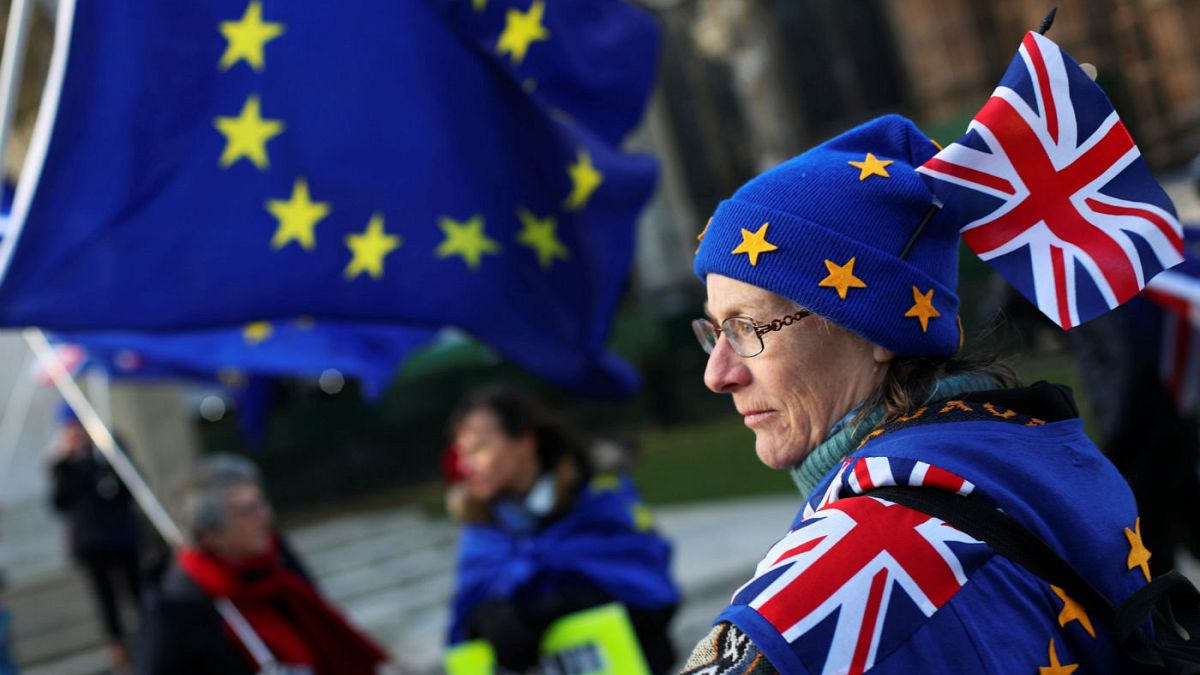 Brexit: «Οι πολίτες να ψηφίσουν ναι ή όχι όταν έχουμε συμφωνία»
