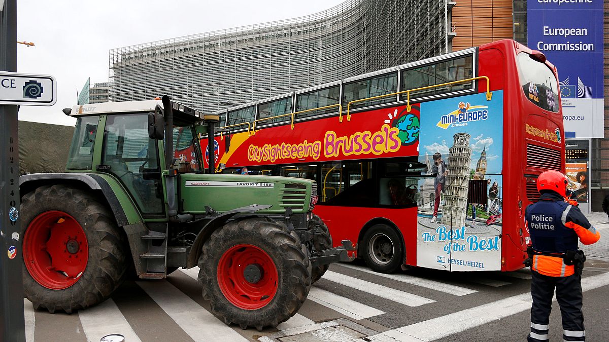 Traktoren statt Busse: Bauernproteste in Brüssel