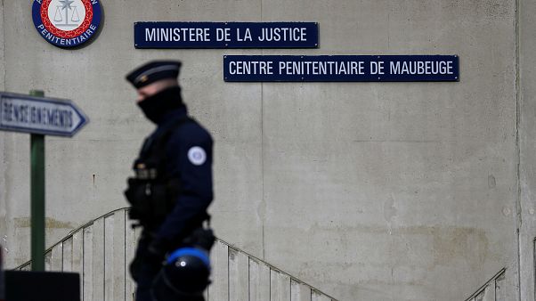 Francia: ritorno alla "quasi normalità" nei penitenziari Francia: ritorno alla "quasi normalità" nei penitenziari
