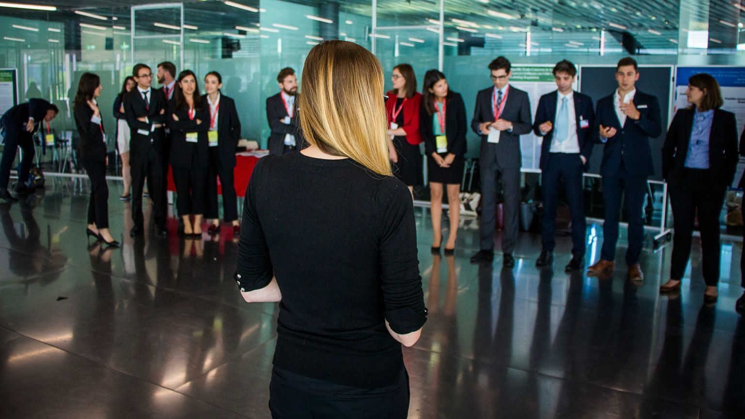 Fransa: Yarışmada finalist olan Alevi kız sözleri nedeniyle tehdit alıyor