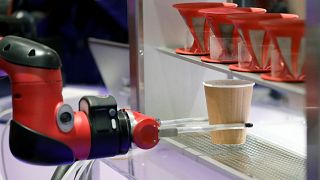 Il robot-café dichiara guerra ai baristi