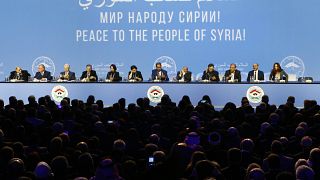 Suriye Ulusal Diyalog Kongresi Soçi'de başladı
