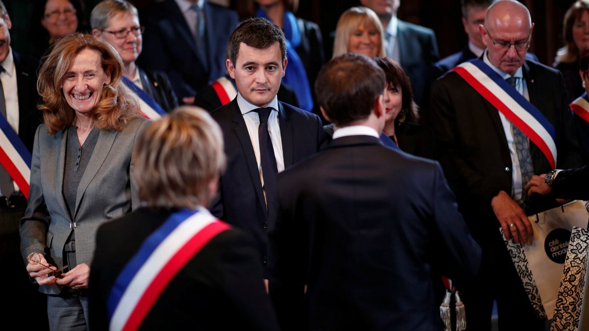 افزایش فشارها برای استعفای یک وزیر فرانسوی پس از اتهام تجاوز جنسی