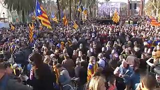 Halasztás és tüntetés Barcelonában