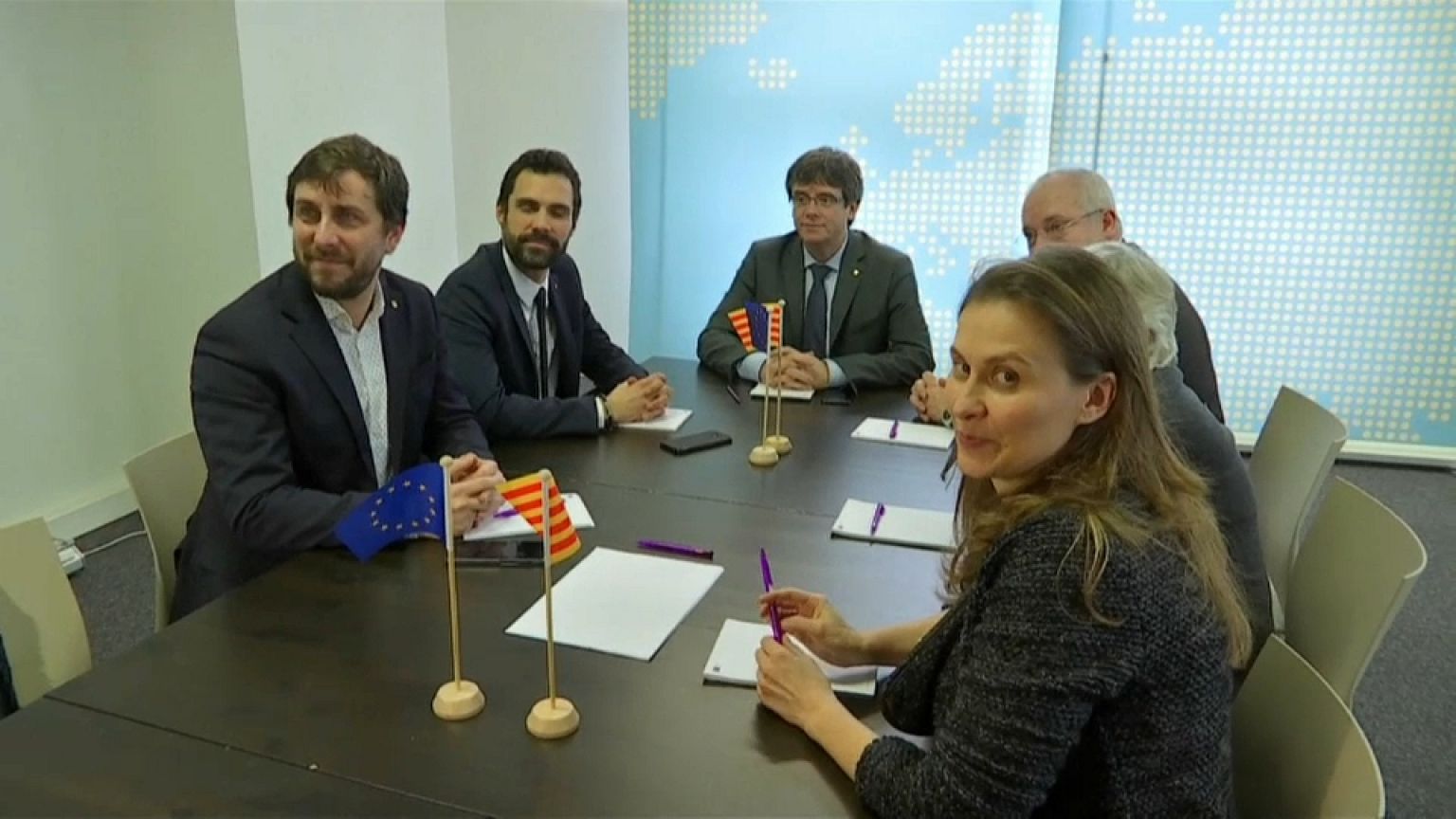 Aplazada sine die la investidura de Puigdemont