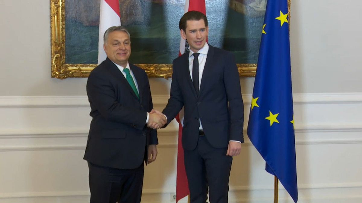 Áustria e Hungria pedem travão à imigração ilegal na UE